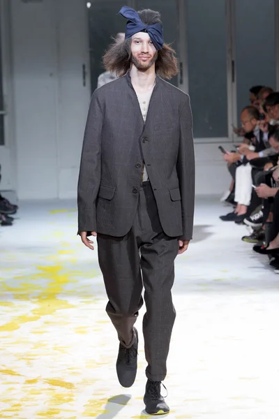 Look 44
